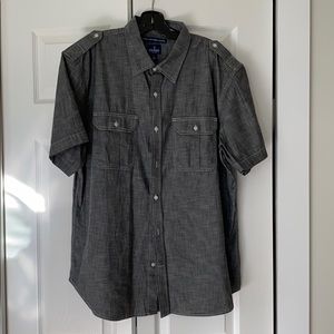Men’s Button Down Short Sleeve